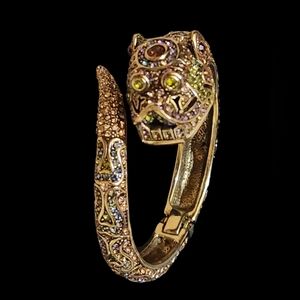 Heidi Daus Glittering Guardian Fu Dog Bangle Bracelet Size Large